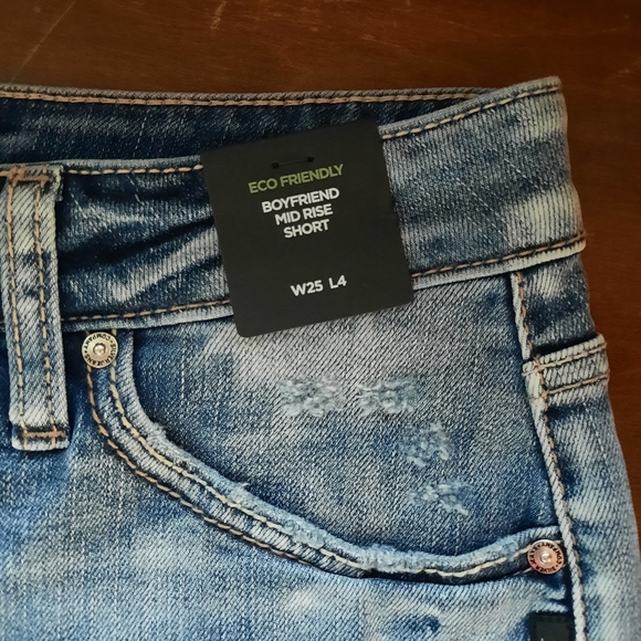 Silver Jeans Shorts - Picture 4 of 5